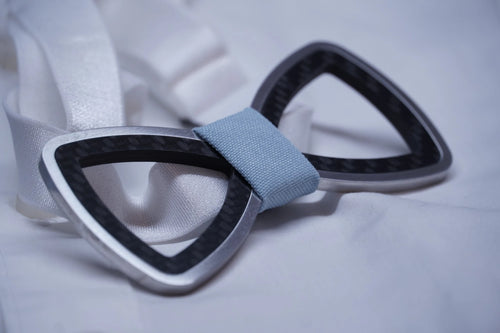 Bora Bora Signature Carbon Fliege mit Aluminium – Frontansicht.
